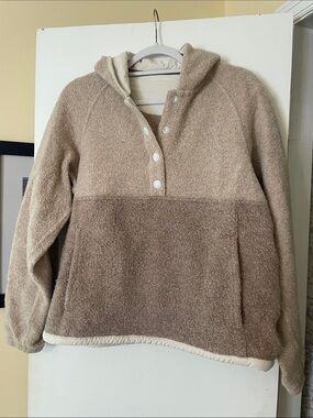 Outdoor Voices Two-Tone Sherpa Snap Pullover - Beige & Cream